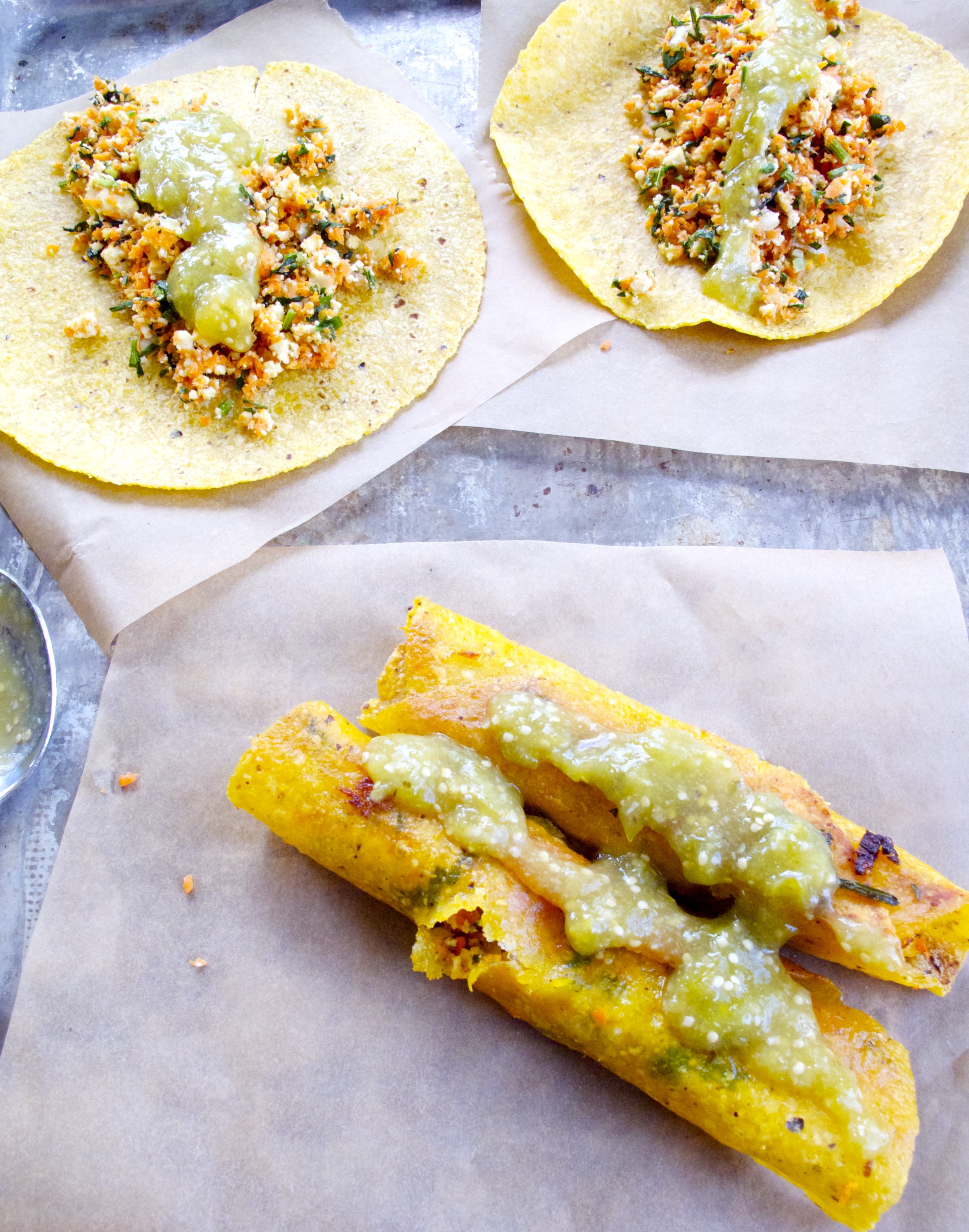 Tacos de zanahoria (de dos maneras) con salsa verde