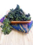 Kale and chipotle chips. Kale chips al horno con chipotle.