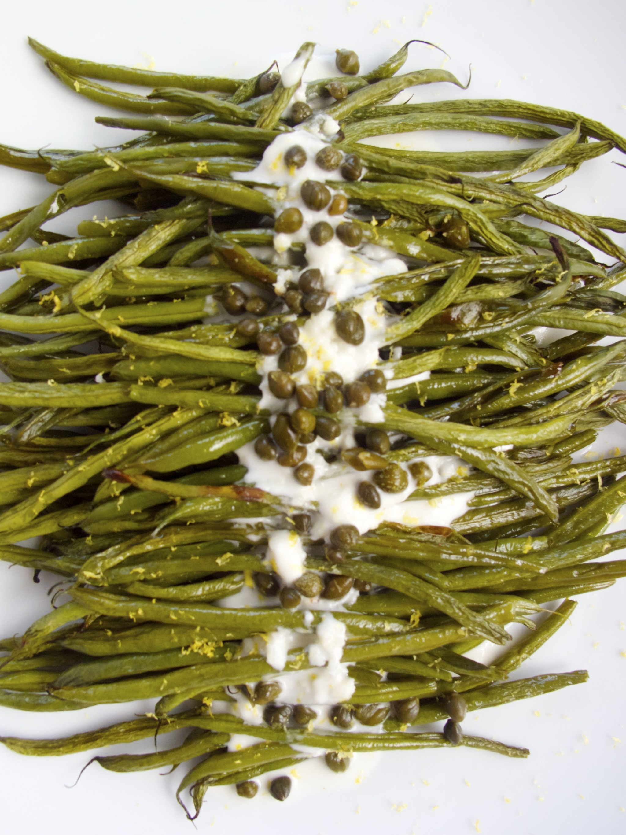 Ejotes al horno rostizados con alioli vegano