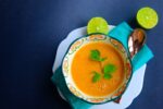 Sopa de papa, pimiento y especies/piloncilloyvainilla.com
