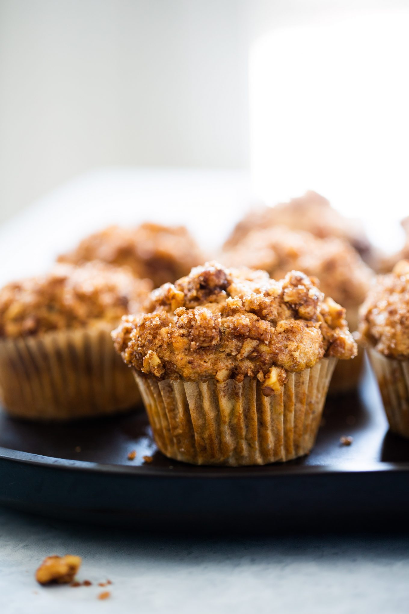 muffins de plátano con topping de nuez y canela