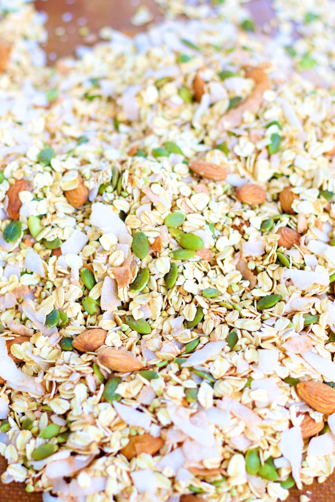 Granola, cocoa, canela y cayena