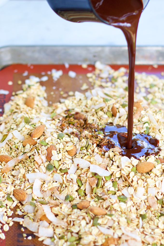 Granola, cocoa, canela y cayena