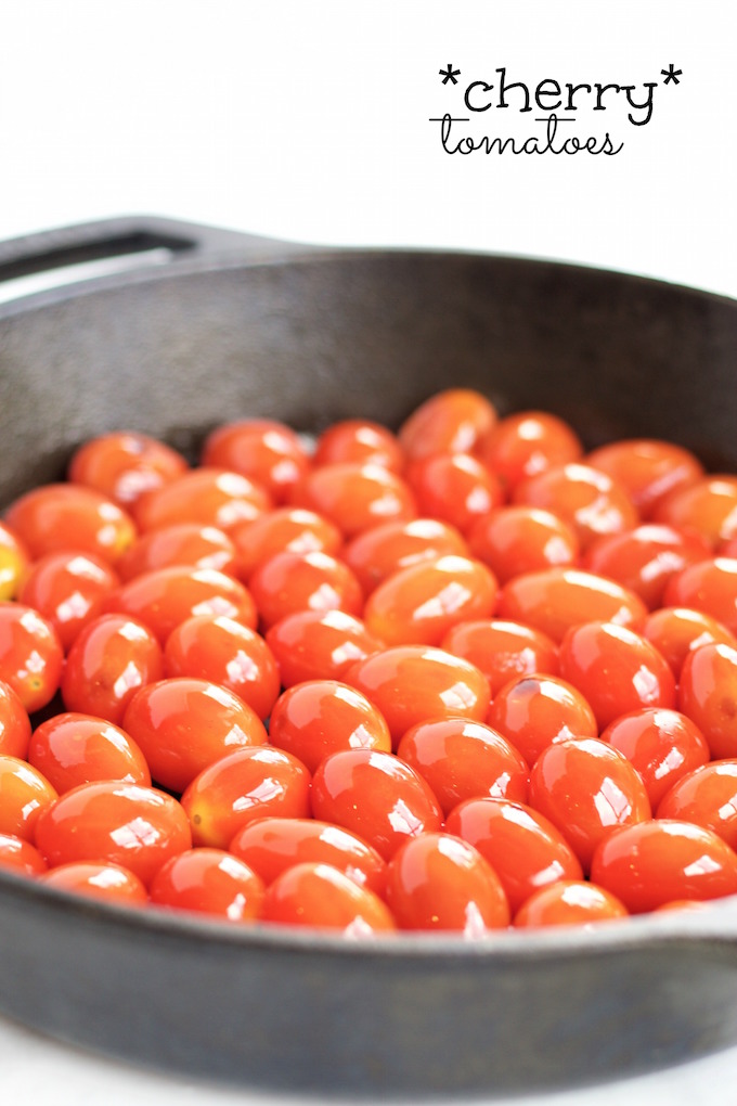 Pita hummus y tomates cherry