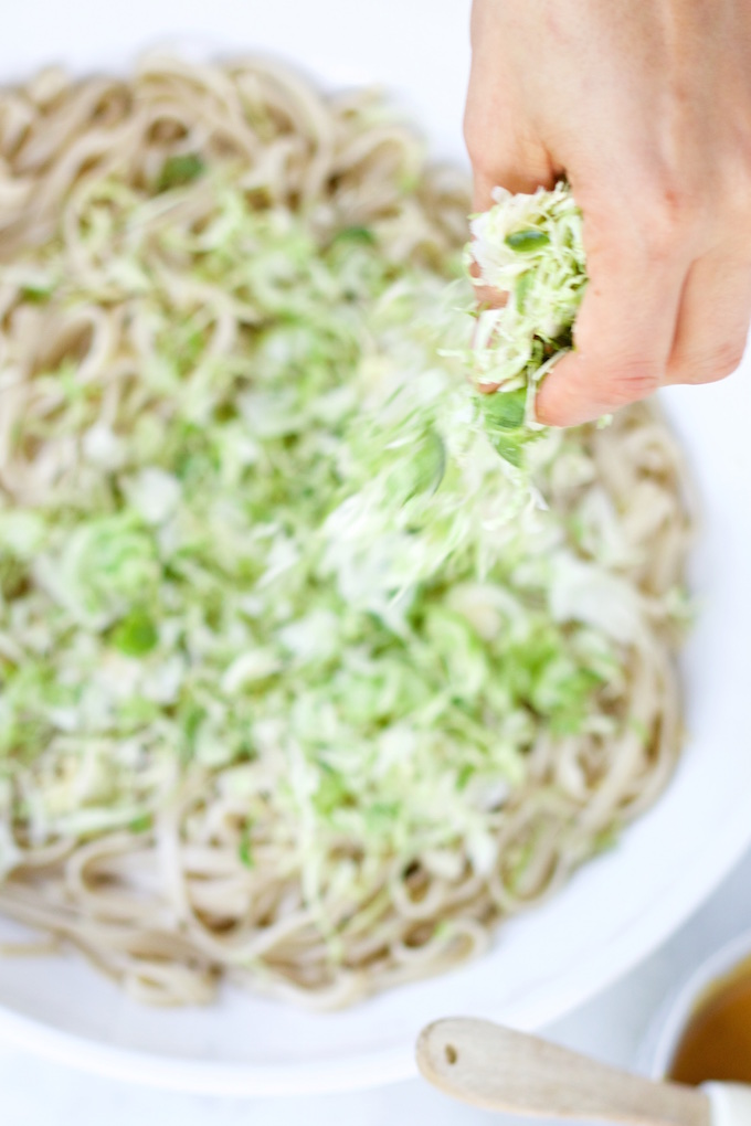 Noodles con cream de cacahuate y naranja