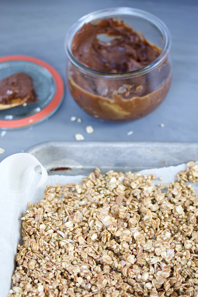 Granola de cacahuate y chocolate