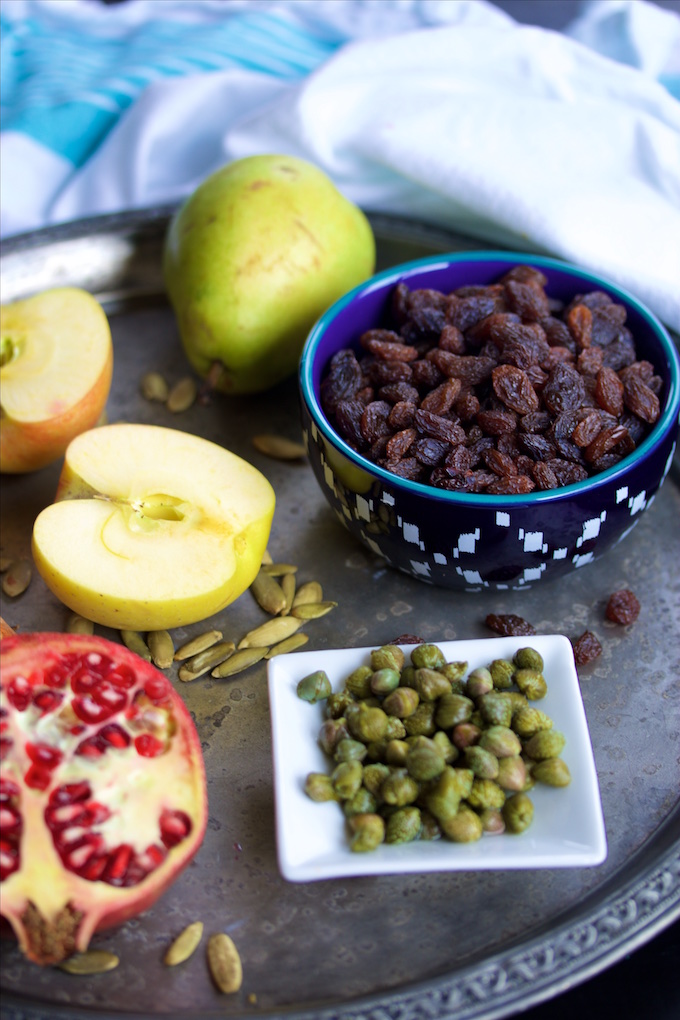 Ensalada de otoño con aderezo de pasitas