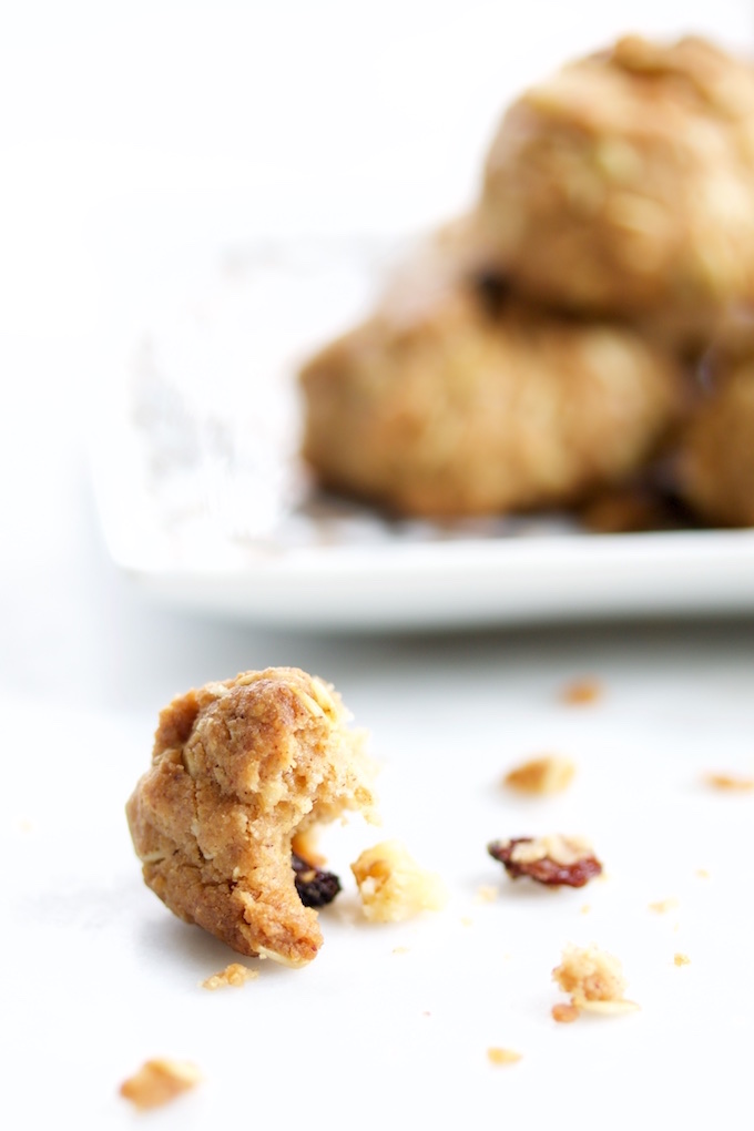 Galletas de avena y crema de almendra