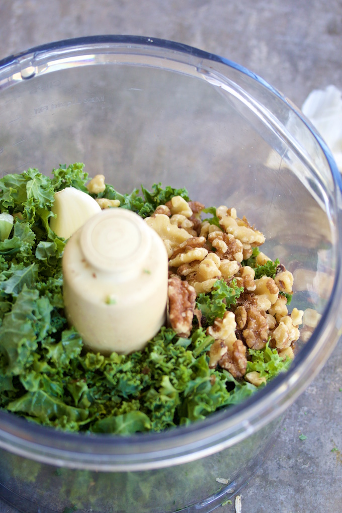 Kale pesto recipe, the best and the easiest.