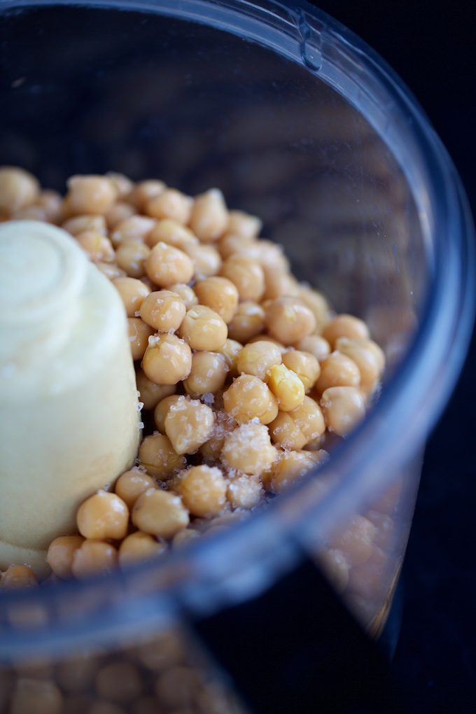 Receta de hummus con chiles toreados