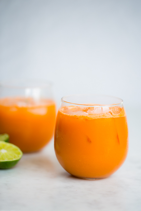 jugo de zanahoria, pepino y gengibre