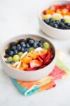 Smoothie bowl con colores del arcoirs