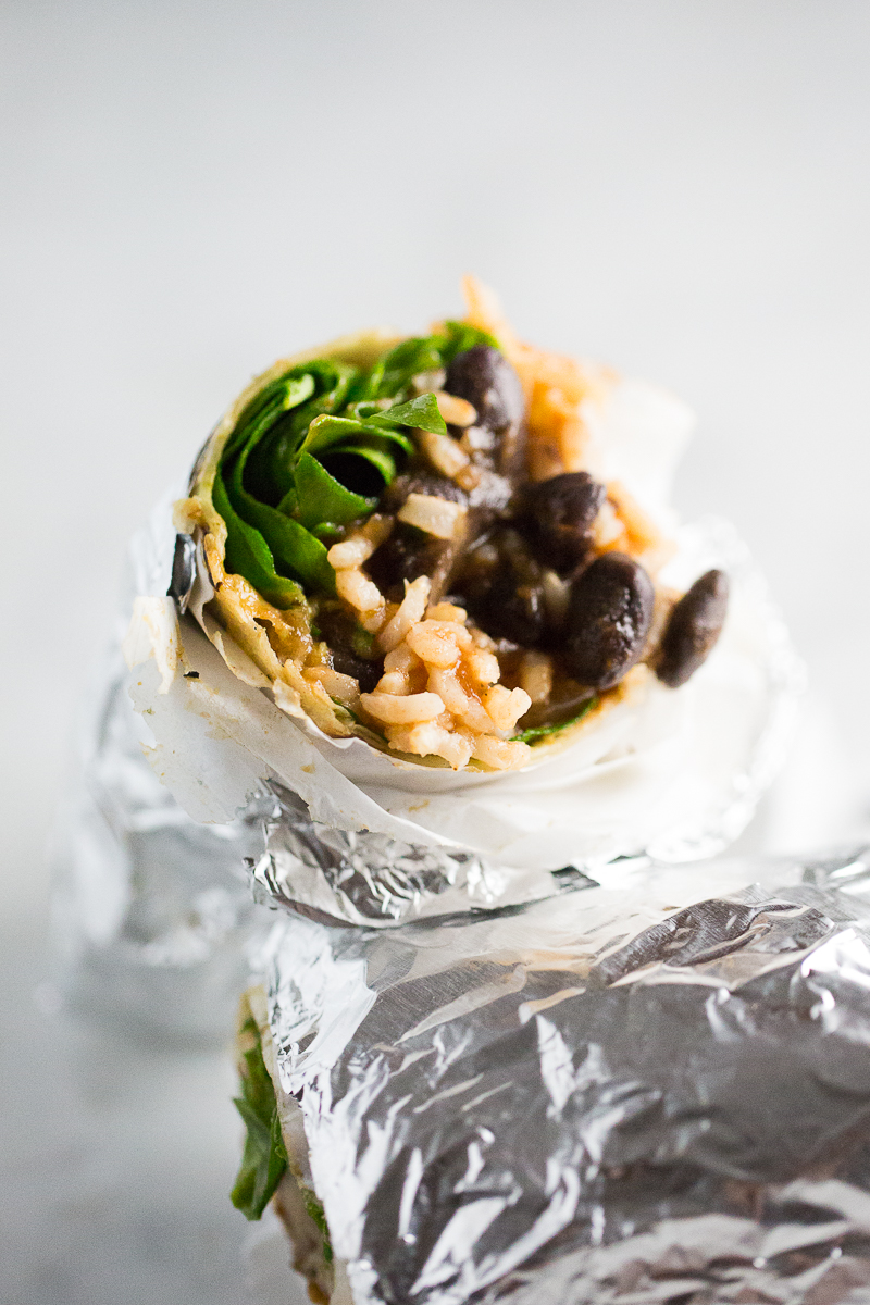 Healthy and super easy vegan Mexican burritos recipe
