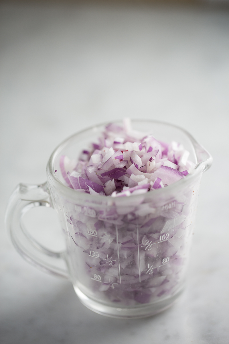 Enchilada sauce with chipotle peppers, easy, vegan and delicious.