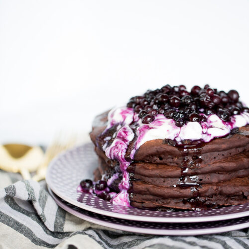 Receta de pancakes de chocolate, hotcakes veganos de chocolate.