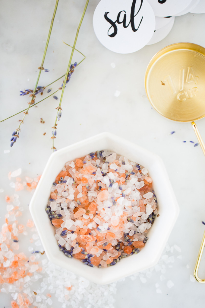 sal con lavanda