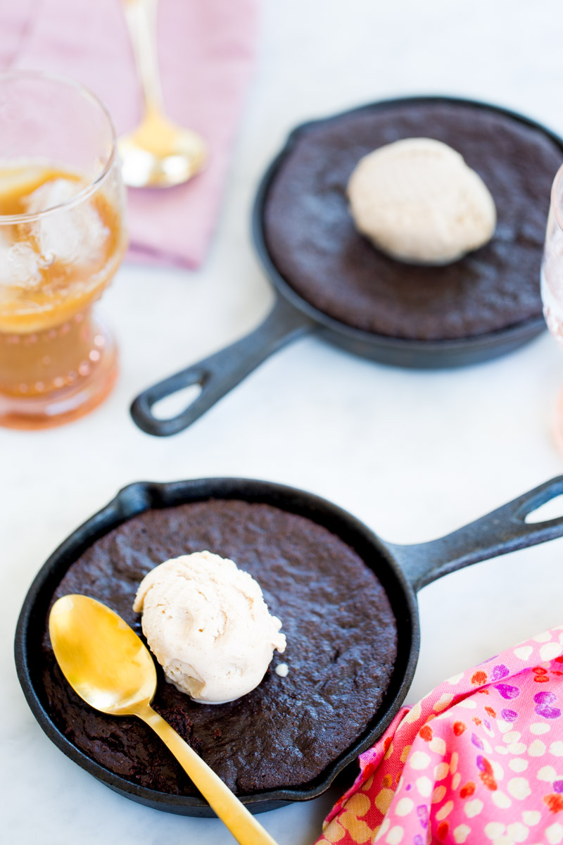 Receta vegana de mocha brownies, brownies con cafe.