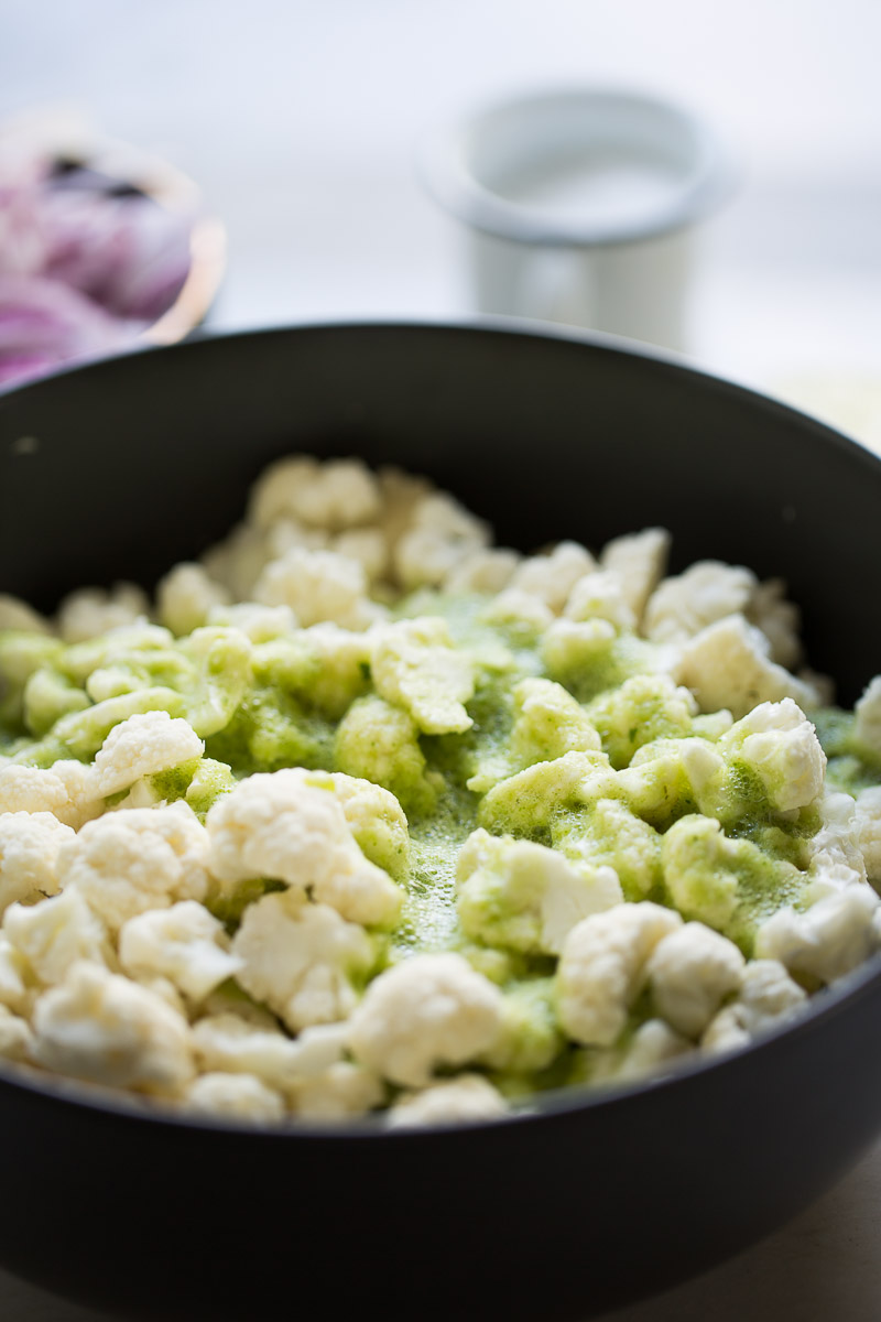 Coliflor banada en salsa