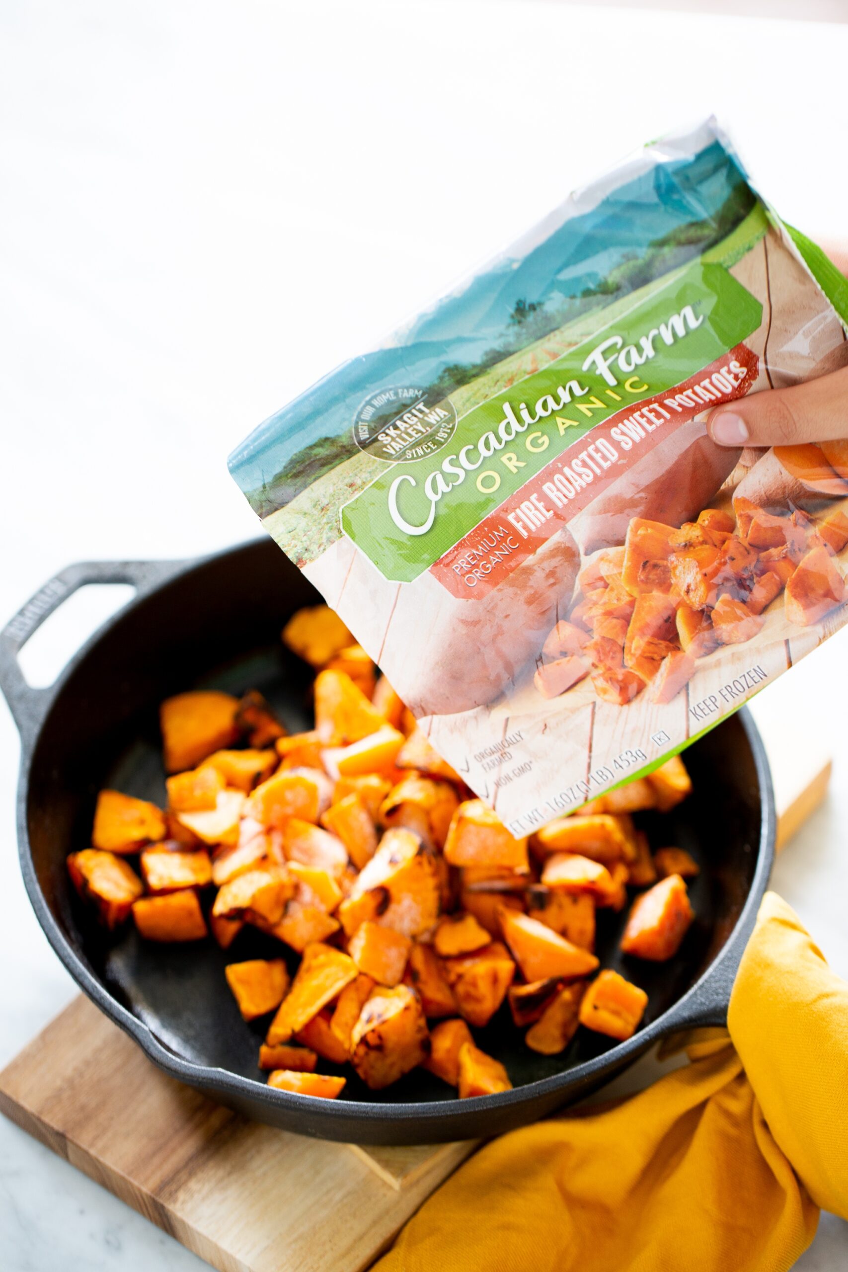 Buddha bowl mexicano con camotes rostizados
