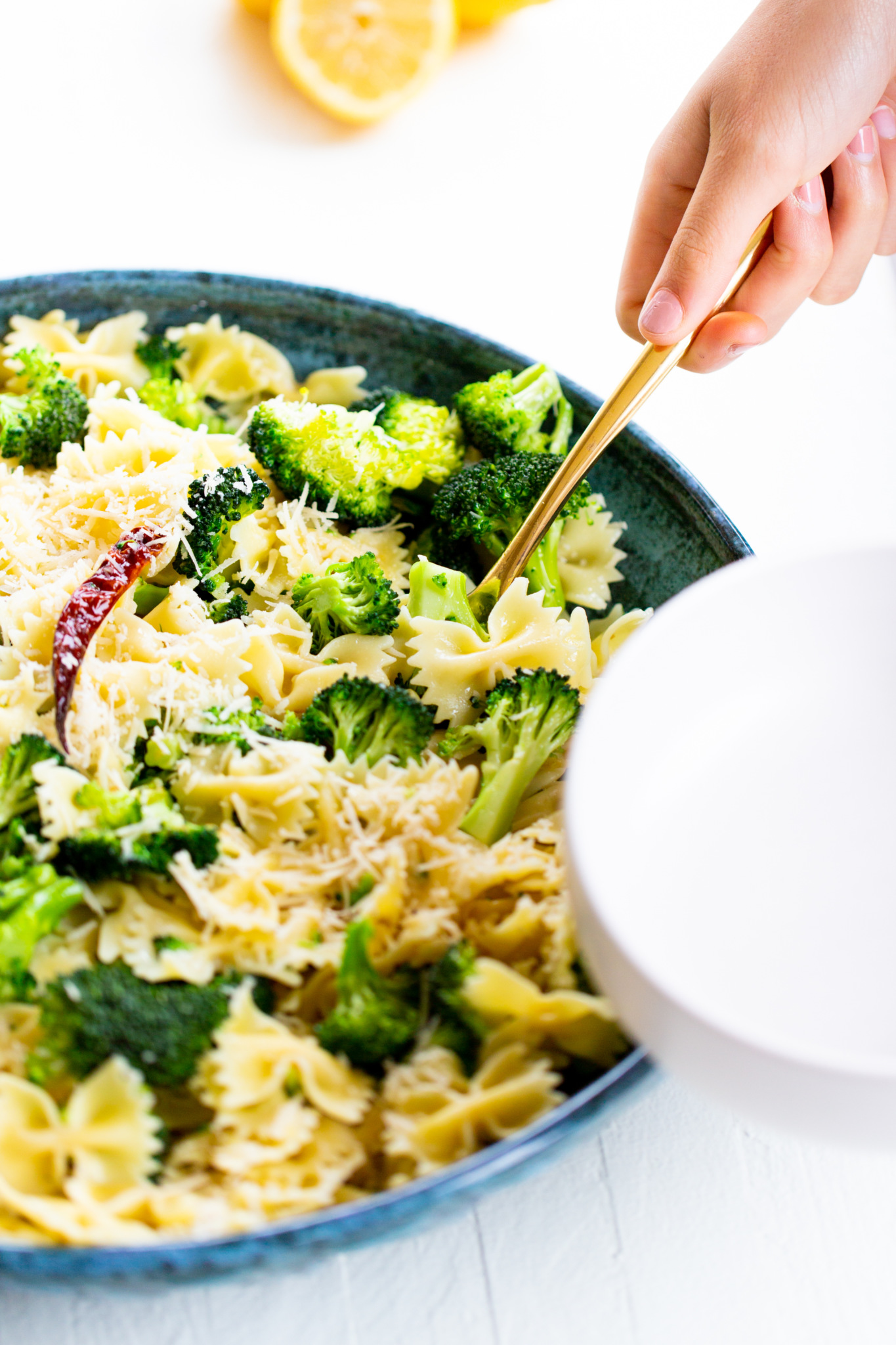 Pasta con brocoli, limón y ajo, aprobada por mis hijos - Piloncillo y  Vainilla