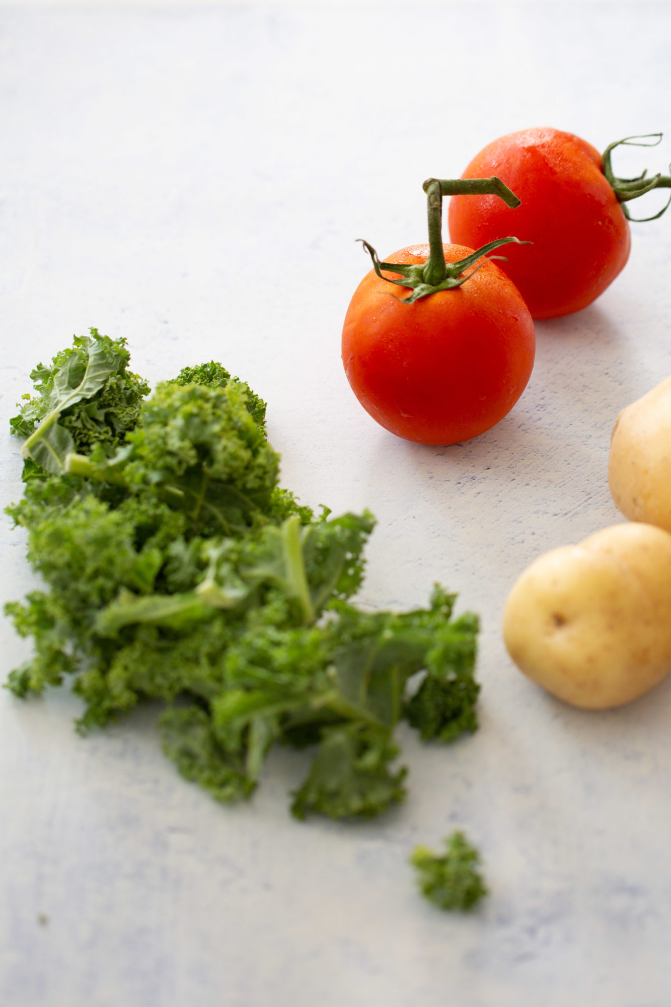 Ingredientes para hacer guisado de kale y papa