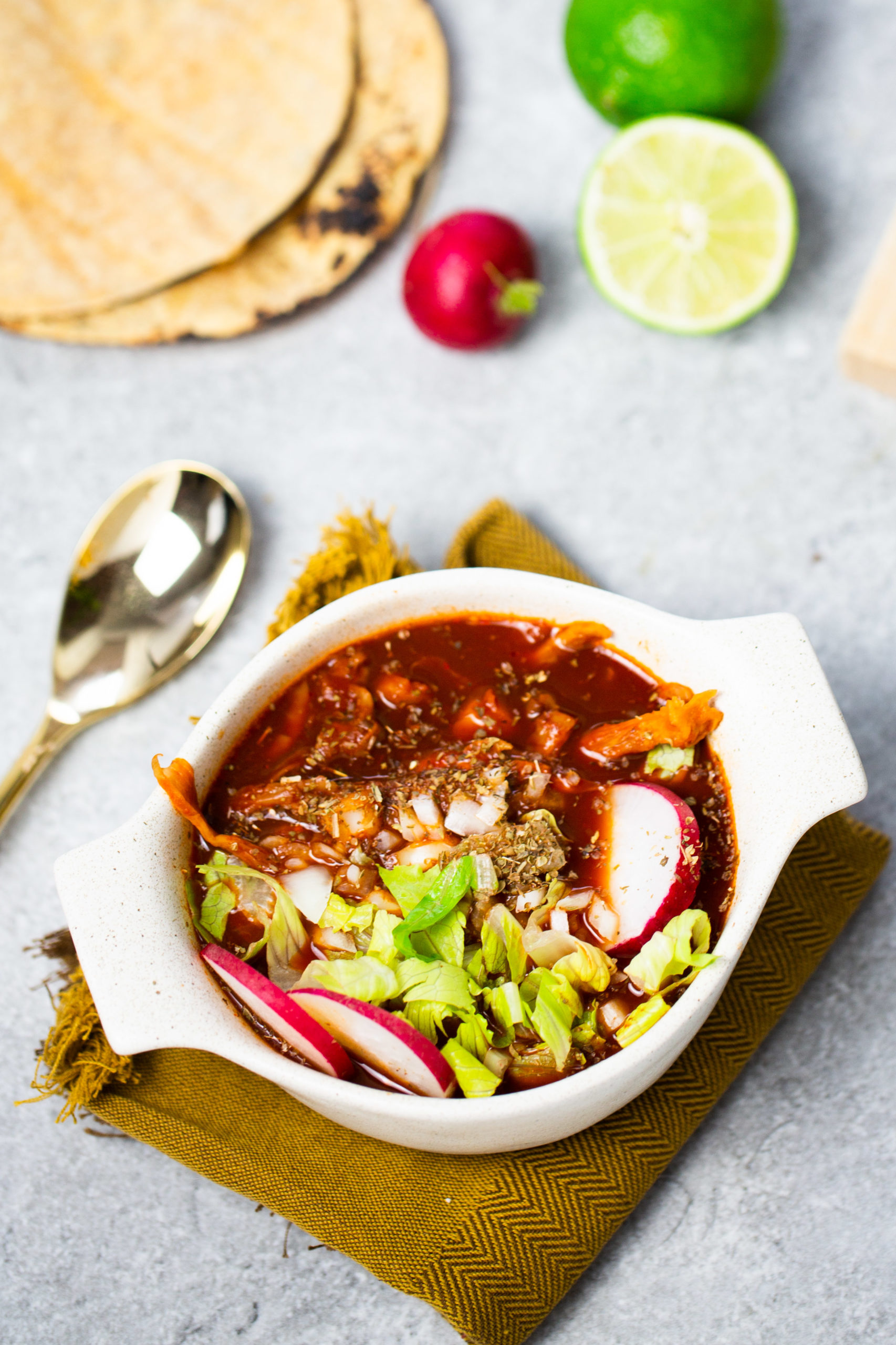 Cómo hacer Pozole rojo vegano? - Piloncillo y Vainilla