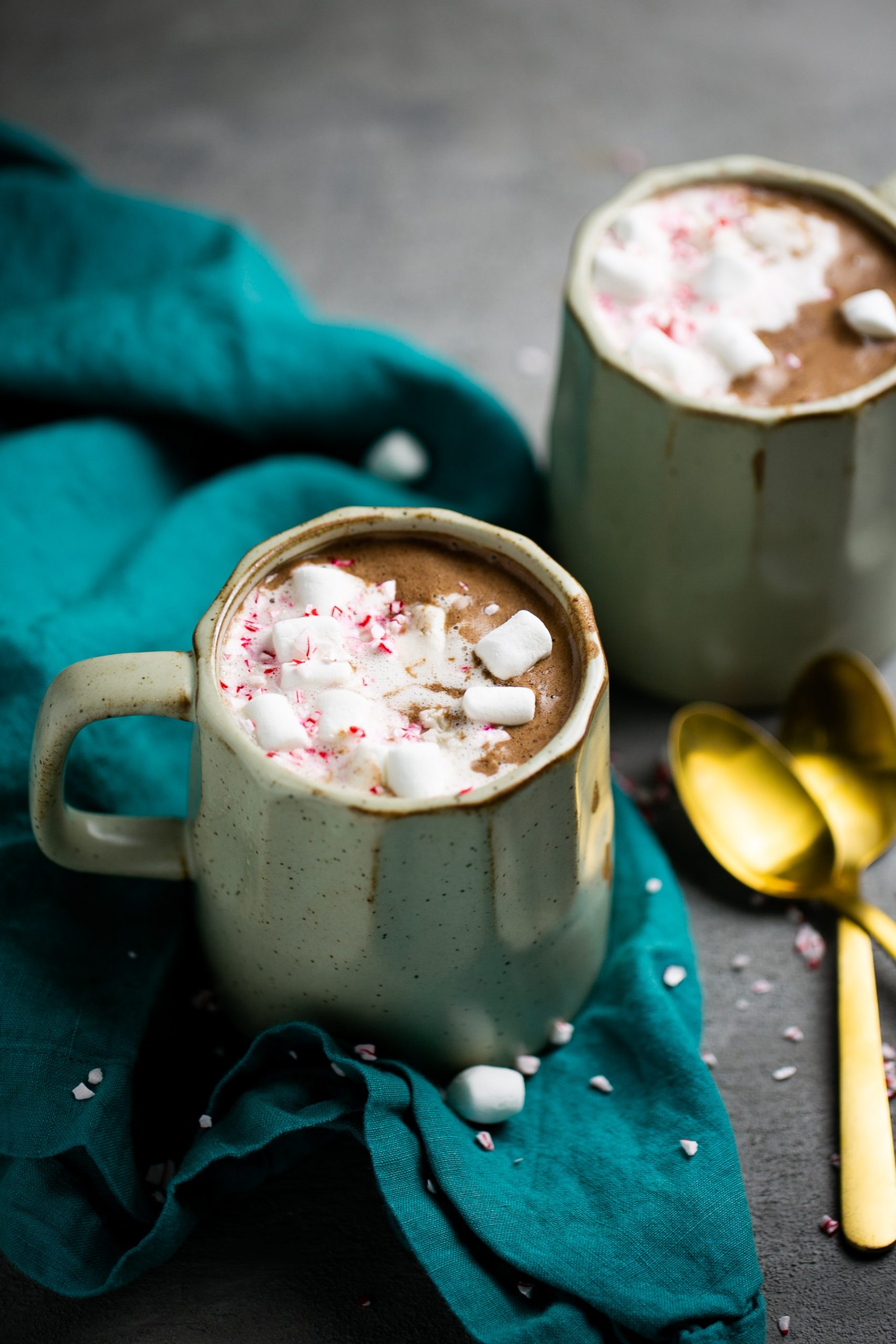 Chocolate caliente vegano hecho en casa - Piloncillo y Vainilla