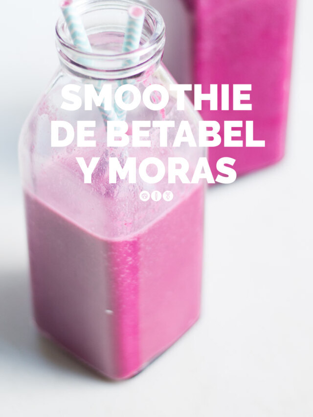 SMOOTHIE DE BETABEL Y MORAS