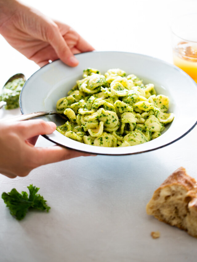 cropped kale pesto.ale graf 20 of 27 1.jpg